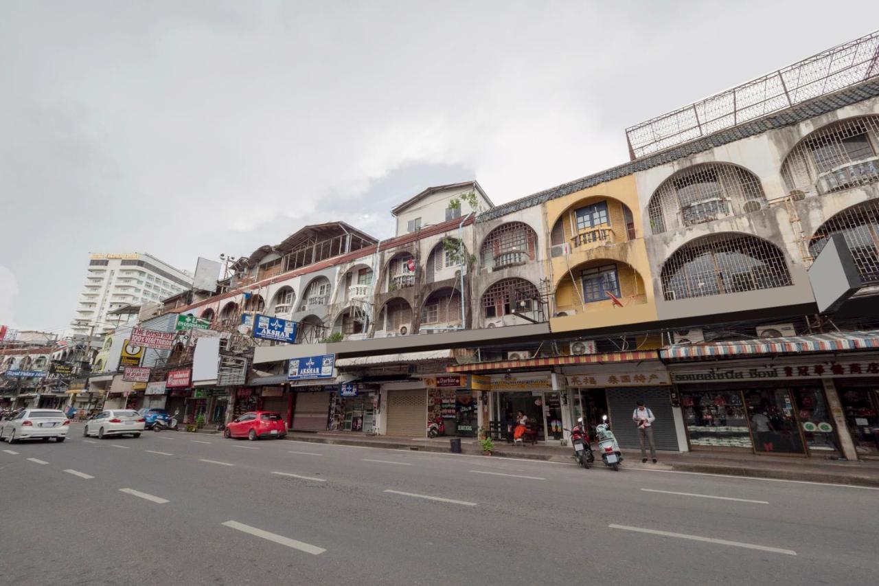 Oyo 1066 Encore Sea Side Pattaya Exteriör bild