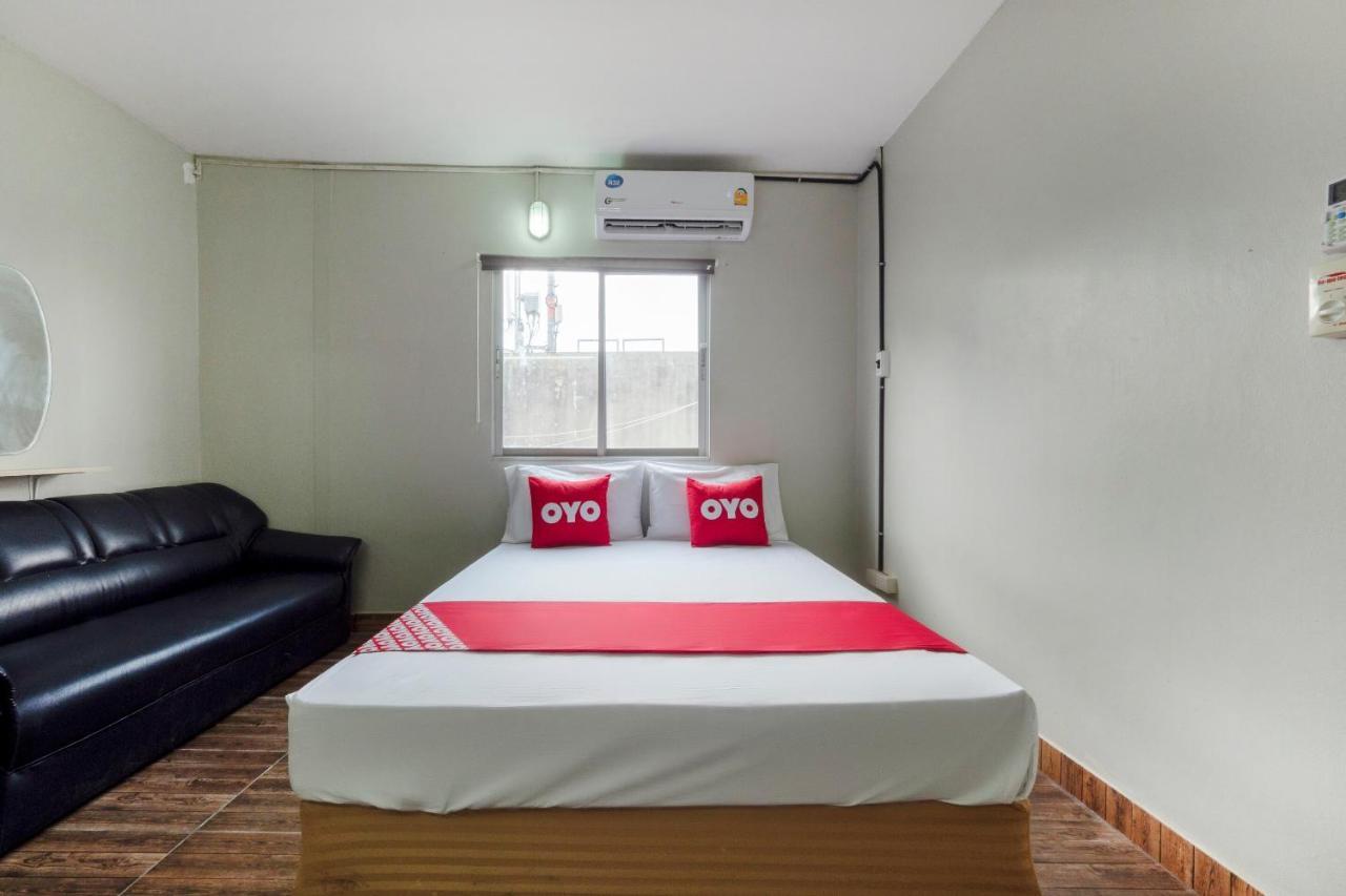 Oyo 1066 Encore Sea Side Pattaya Exteriör bild