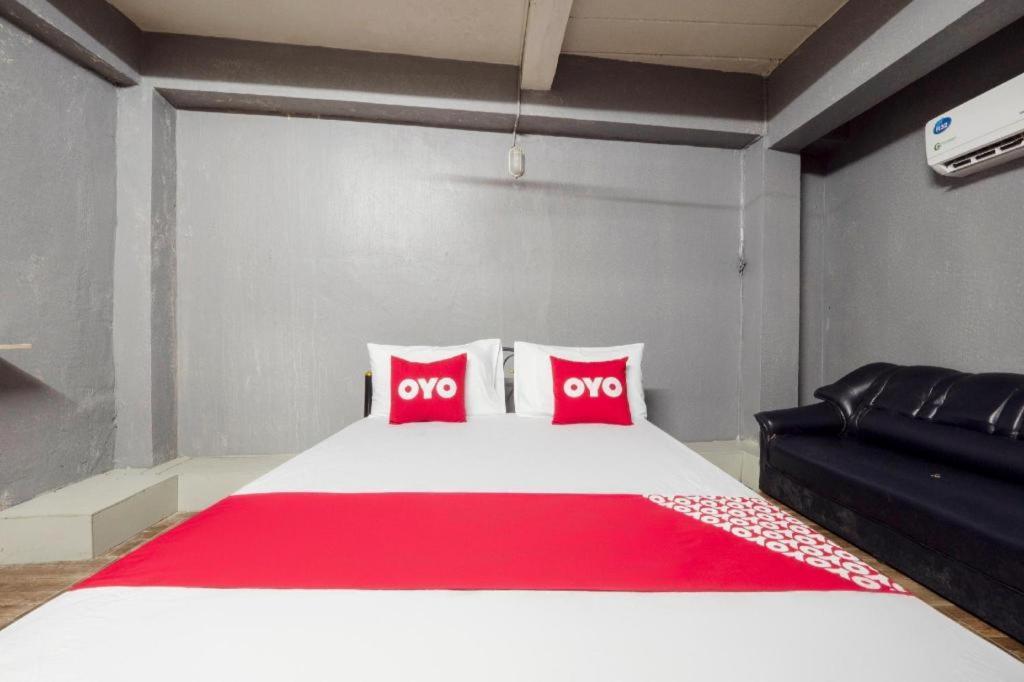Oyo 1066 Encore Sea Side Pattaya Exteriör bild