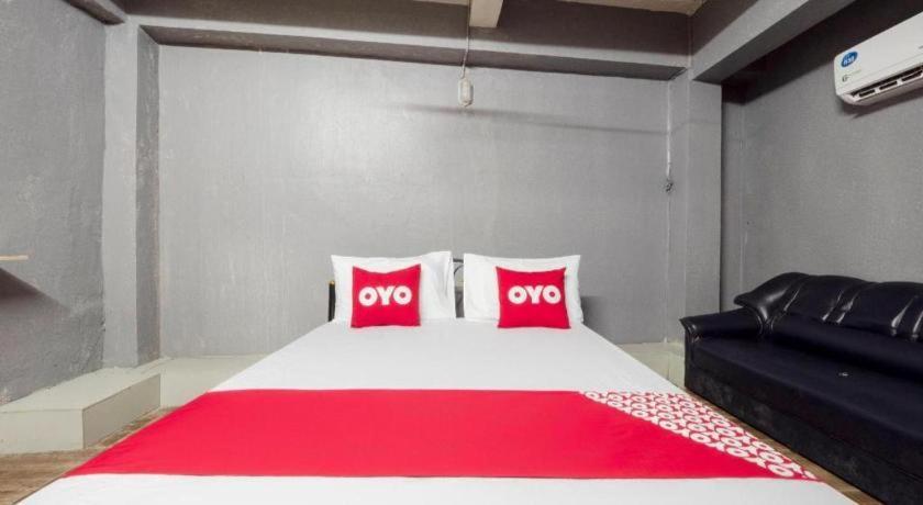 Oyo 1066 Encore Sea Side Pattaya Exteriör bild