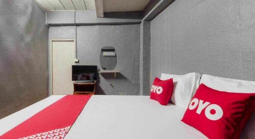 Oyo 1066 Encore Sea Side Pattaya Exteriör bild